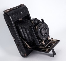 Listing image for ENSIGN POPULAR ANTIQUE CAMERA. SOLD FOR DISPLAY PURPOSES ONLY. COULD USE A LITT
